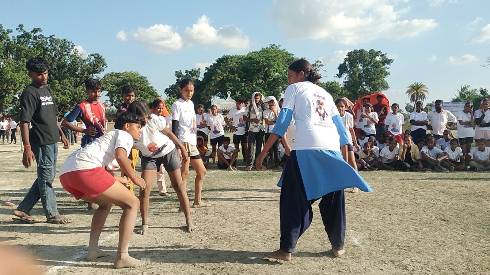 मशरक प्रखण्ड स्तरीय मशाल खेल प्रतियोगिता के तीसरे दिन एथलेटिक्स सम्पन्न।
