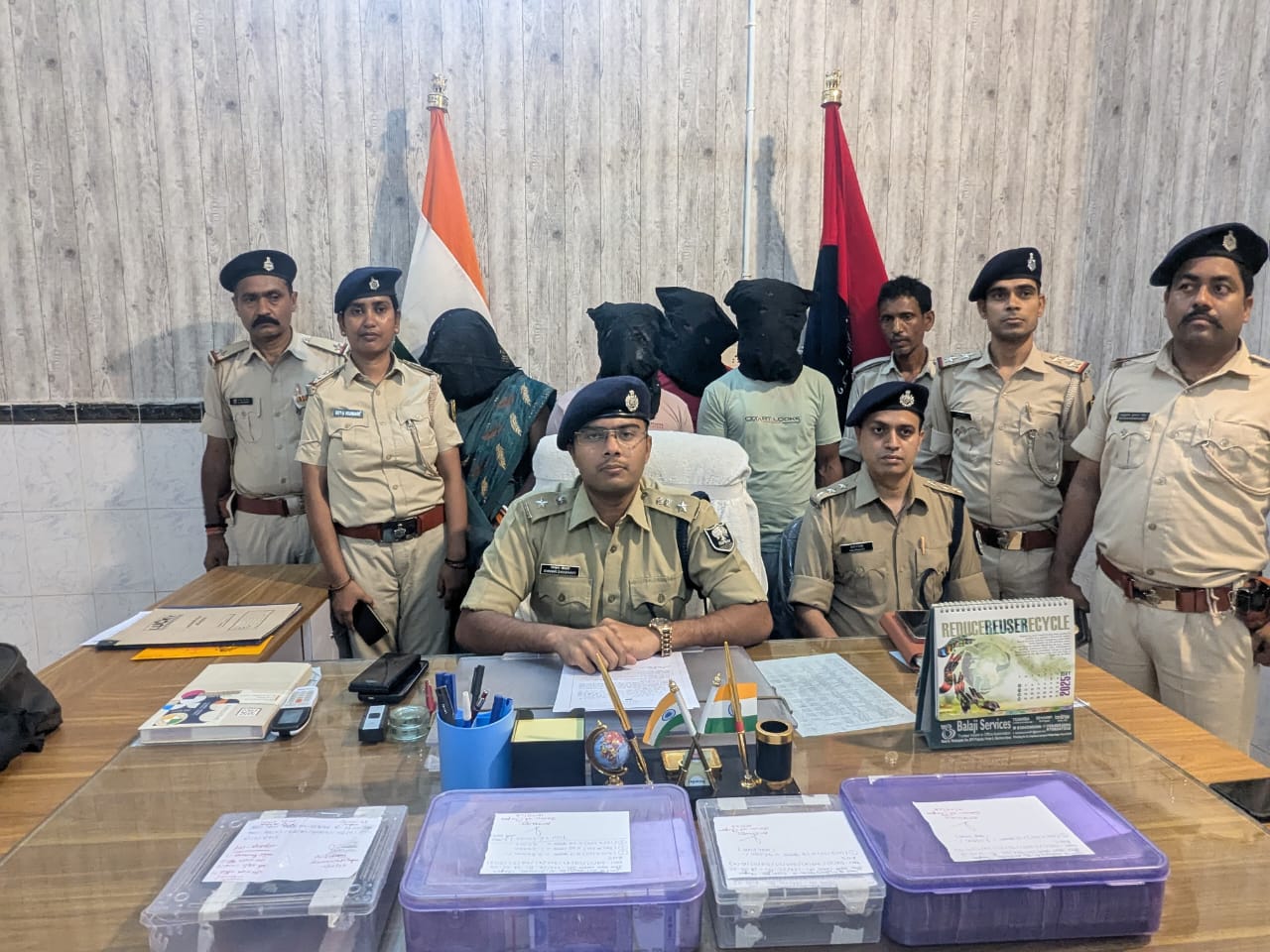 हिताची कैश मैनेजमेंट कंपनी के कर्मी से 15 लाख 80 हजार रूपये तथाकथित लूट की घटना का सफल उद्भेदन।