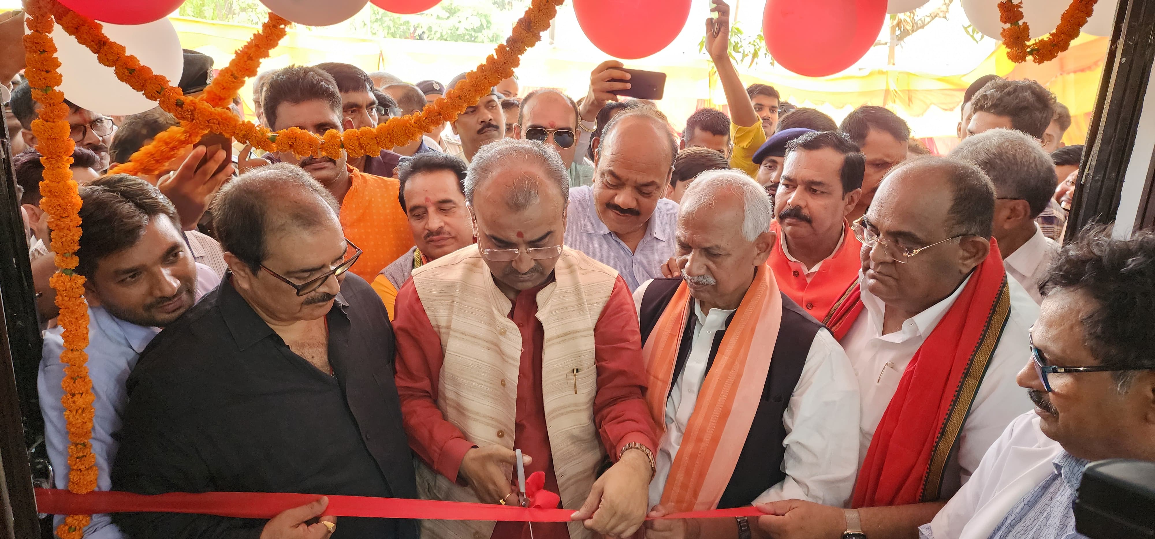 सुविधाओं से लैस 3 स्वास्थ्य केंद्र और 1 एपीएचसी का स्वास्थ्य मंत्री ने किया उद्घाटन