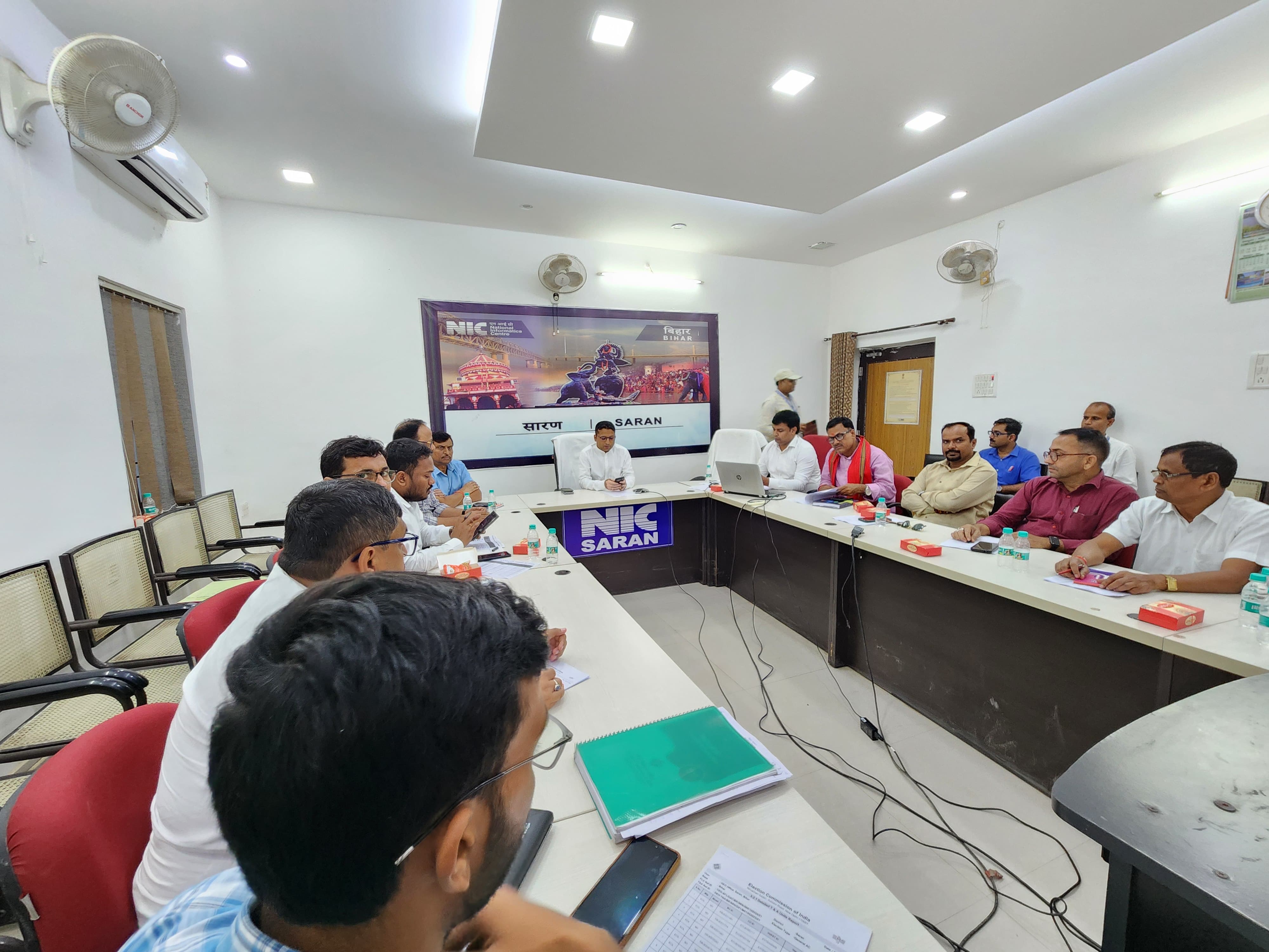 विधानसभा चुनाव के लिए इवीएम का प्रथम रैंडमाइजेशन संपन्न।