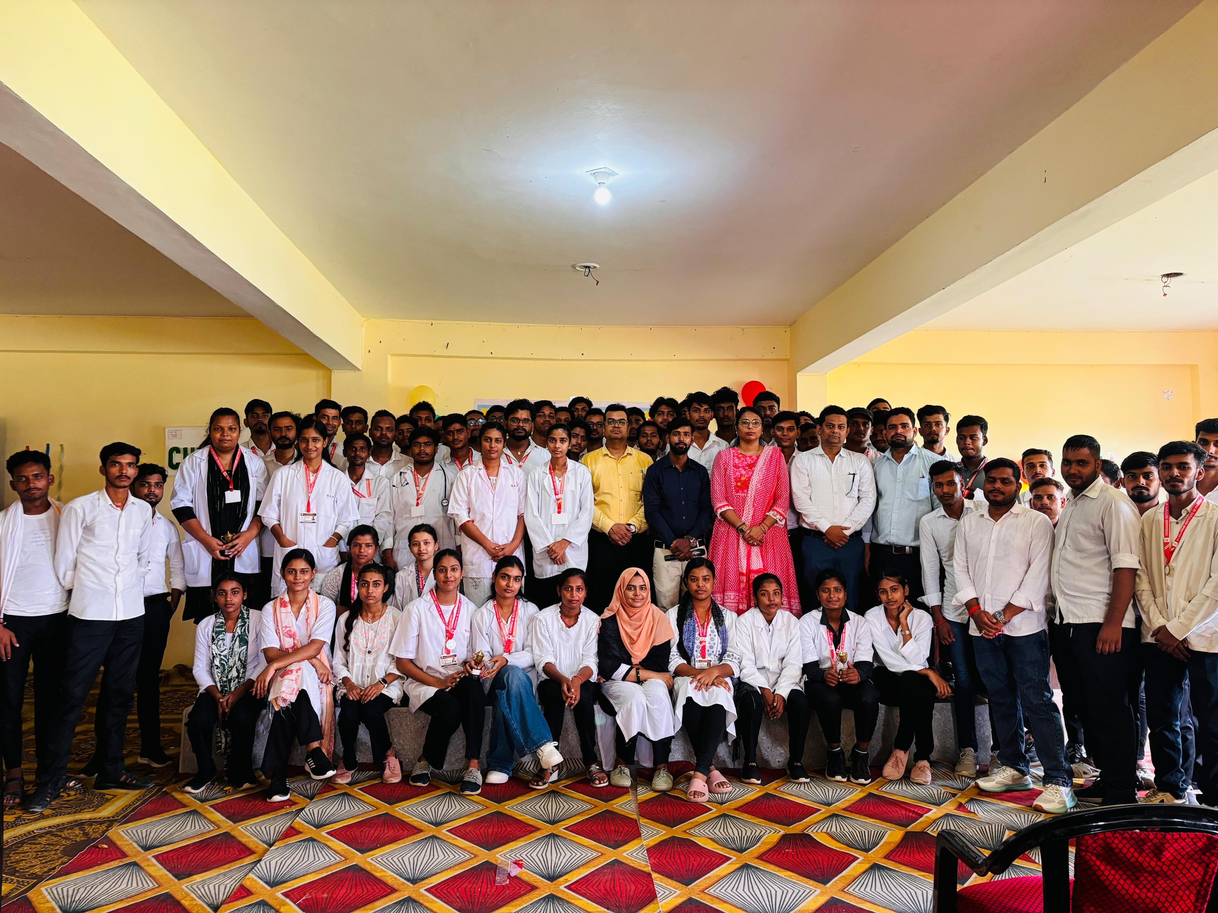 विवेकानंद VIP फार्मेसी कॉलेज में आयोजित हुआ विश्व फार्मासिस्ट दिवस कार्यक्रम।