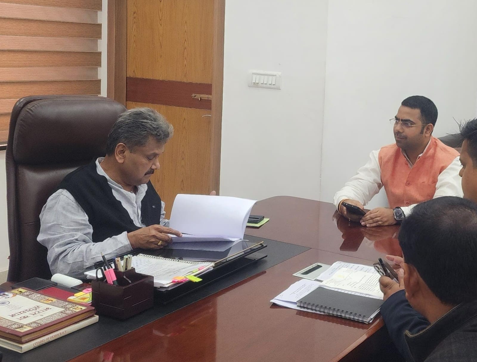 शिक्षकों की समस्याओं का समाधान ही पहली प्राथमिकता: डॉ राहुल राज।