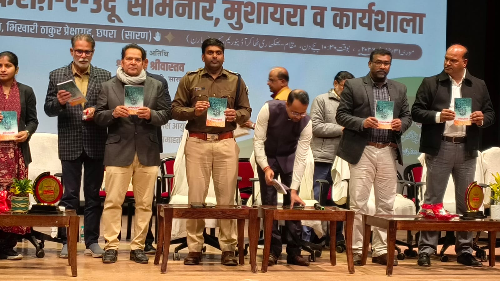 उर्दू के विकास के लिए सरकार के साथ जनभागीदारी भी ज़रूरी: डीएम।