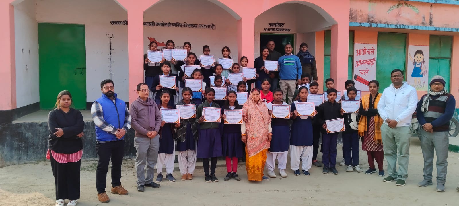 फाइलेरिया के खिलाफ एकजुट हुए गांव, रैली से लेकर कक्षा तक गूंजा संदेश।